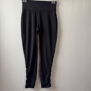 Lululemon Tied To It Crop Black Leggings Mesh Sz 8 Women’s
